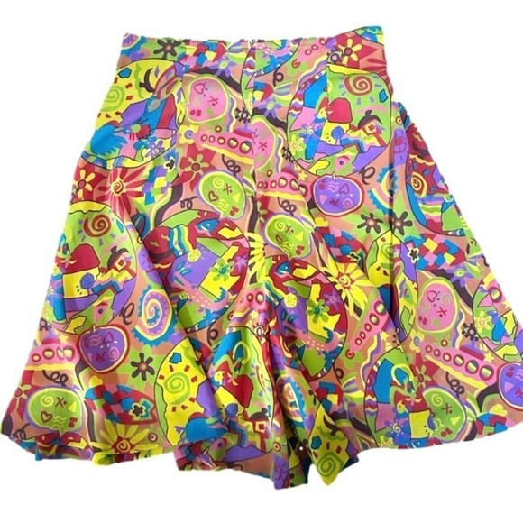 Unique Vintage Designer Made in Italy High Waist Printed Shorts - Picture 1 of 5